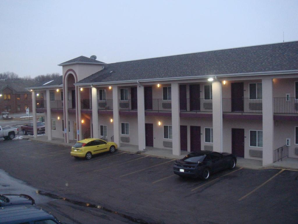 Townhouse Inn & Suites Omaha Extérieur photo