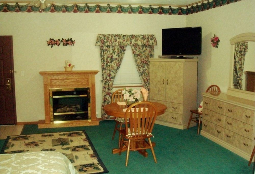 Townhouse Inn & Suites Omaha Extérieur photo
